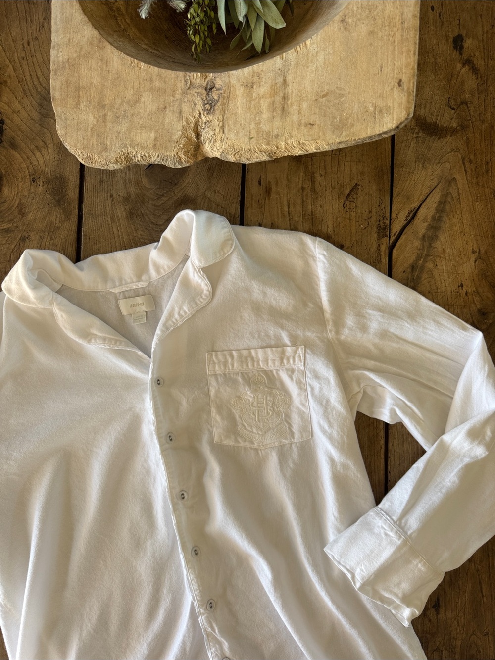 Skims Hotel Super soft size small EUC Classic White Button-Front Nightshirt - Picture 8 of 10